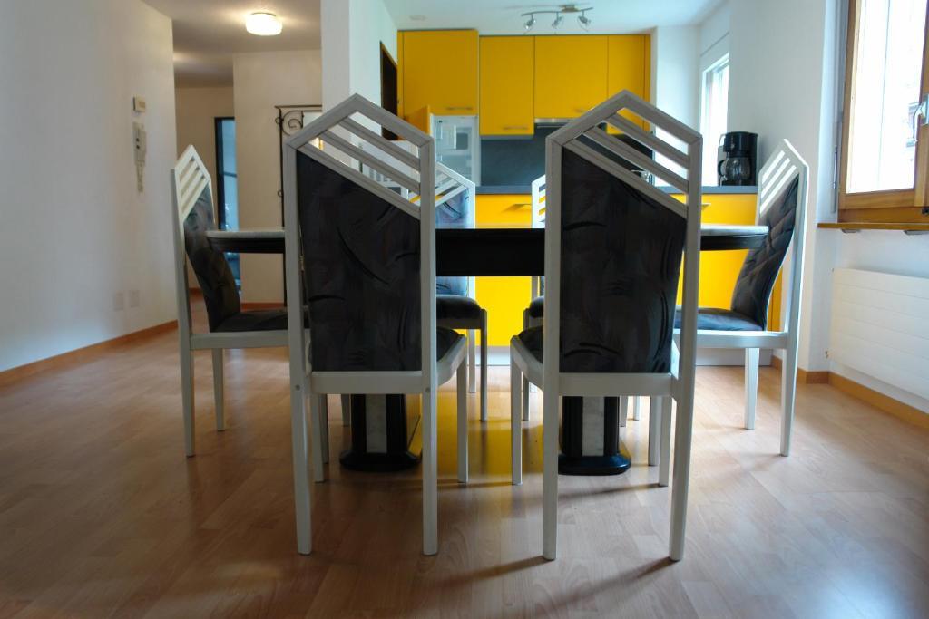 Myzermatt Monazit Apartment Cameră foto